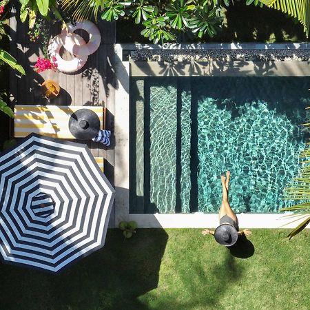 Loop Villas Kuta  Esterno foto