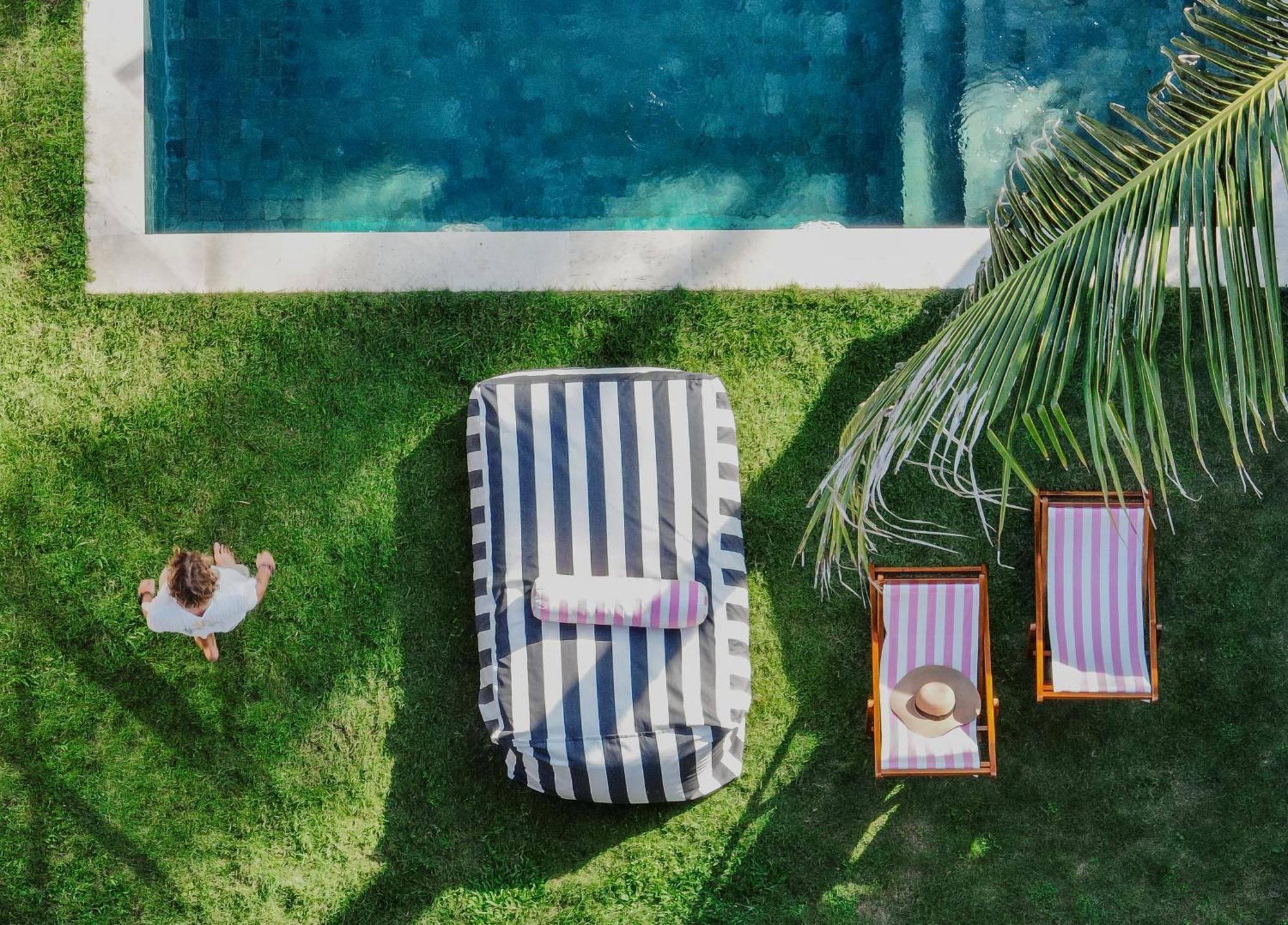 Loop Villas Kuta  Esterno foto
